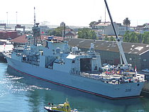 HMCS Winnipeg FFH338