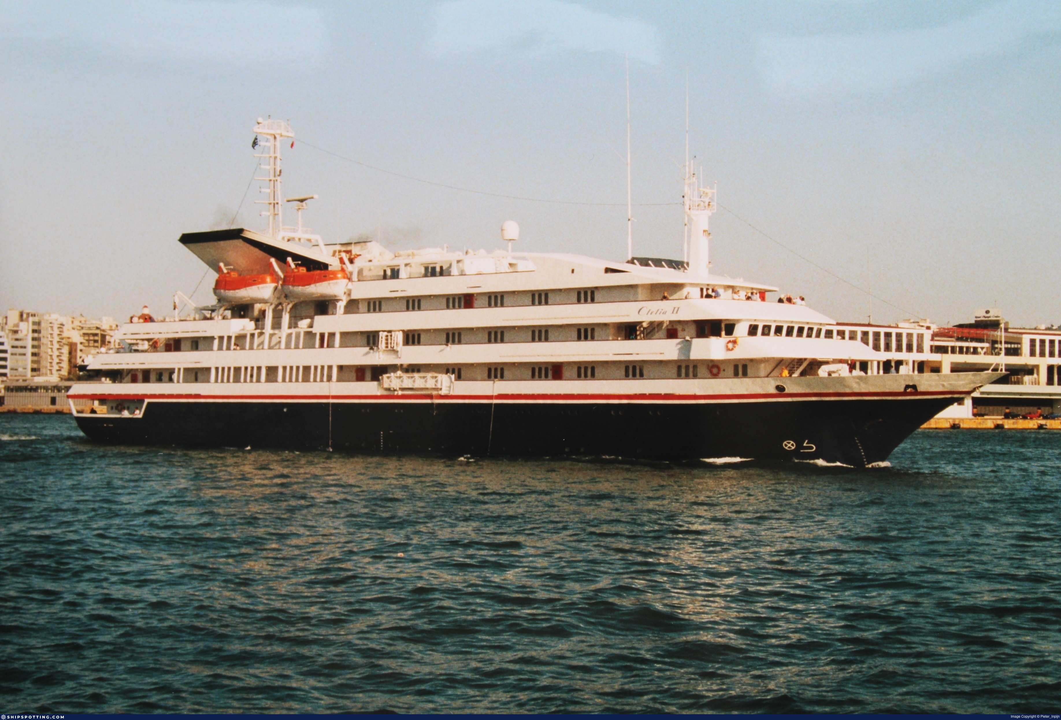 clelia ii antarctic cruise ship