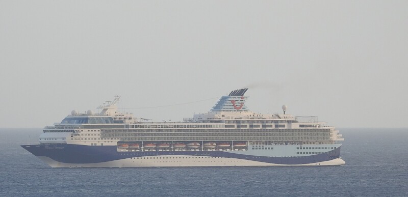 Cruise Ships and Liners