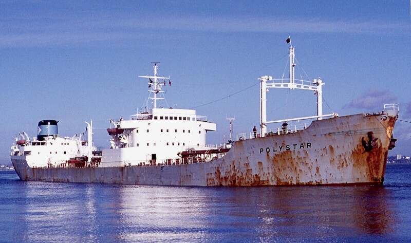Tankers built before 1970